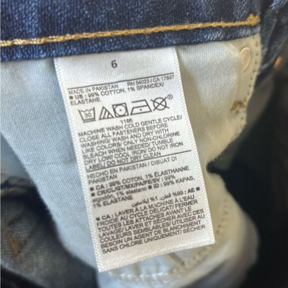 Old Navy Hi-Rise OG Straight Jeans Sz 6 - Picture 7 of 7